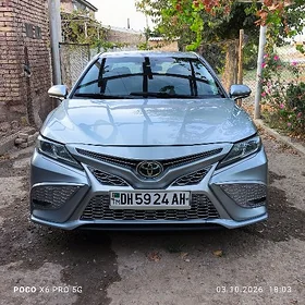 Toyota Camry 2018