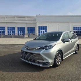 Toyota Sienna 2022
