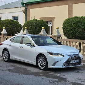 Lexus ES 350 2019