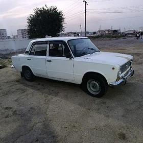 Lada 2104 1982