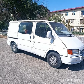 Ford Transit Connect 2009