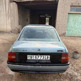 Opel Vectra 1992