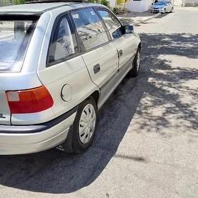 Opel Astra 1992
