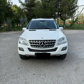 Mercedes-Benz ML350 2010