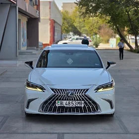 Lexus ES 350 2019