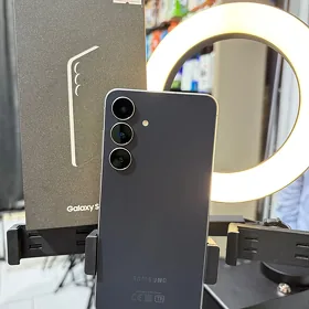 Samsung S25F 8/128