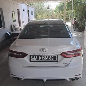 Toyota Camry 2022