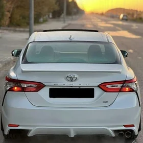 Toyota Camry 2019