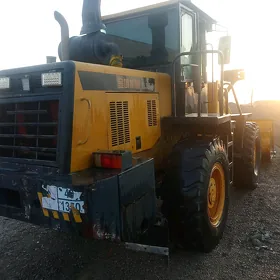 XCMG LW300F 2013