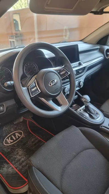 Kia Forte 2021 - 1