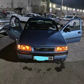 Opel Vectra 1990