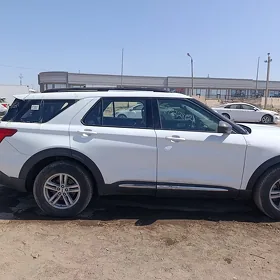 Ford Explorer 2021