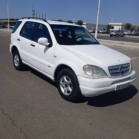 Mercedes-Benz ML350 1998