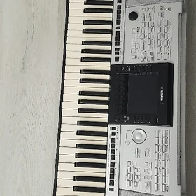 Yamaha 3000