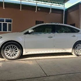 Toyota Avalon 2013
