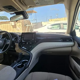 Toyota Camry 2023