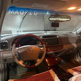 Toyota Camry 2005