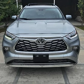 Toyota Highlander 2023