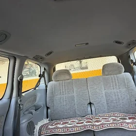 Toyota Sienna 2002