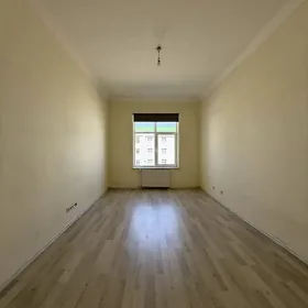 Gurtly 3 Etaz 4 Kom 190m2