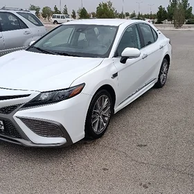 Toyota Camry 2022
