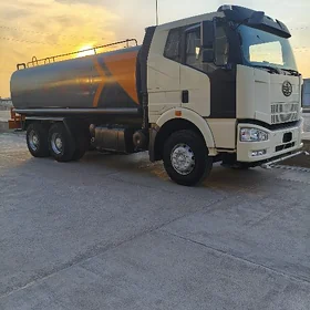 FAW J6P 2025