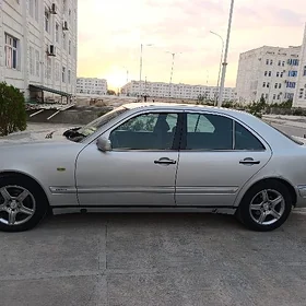 Mercedes-Benz C320 1998