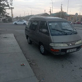 Toyota Town Ace 1994