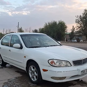 Nissan Maxima 2000