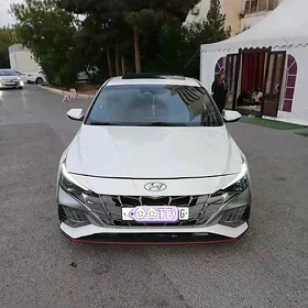 Hyundai Elantra 2021