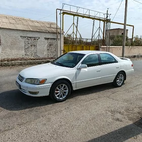 Toyota Camry 2000
