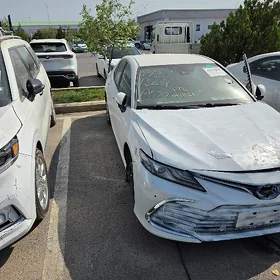 Toyota Camry 2022