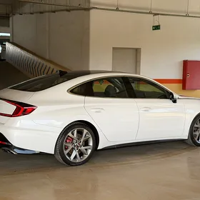 Hyundai Sonata 2022
