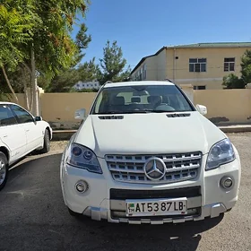 Mercedes-Benz ML350 2008