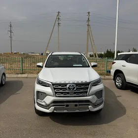 Toyota Fortuner 2026