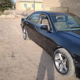 Mitsubishi Diamante 1996