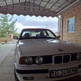 BMW E34 1990