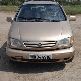 Toyota Sienna 2002