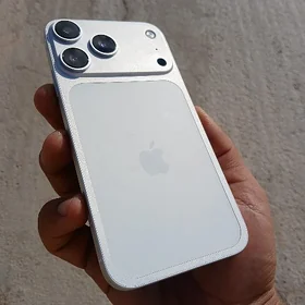 iphone 17 Pro ~ XR (arassa)