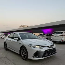 Toyota Camry 2023