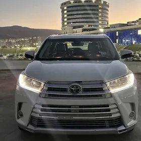 Toyota Highlander 2019