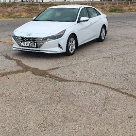 Hyundai Elantra 2021