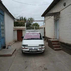 Toyota Previa 1998