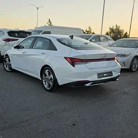 Hyundai Elantra 2023