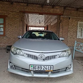 Toyota Camry 2012