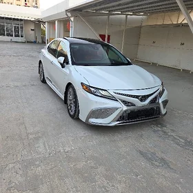 Toyota Camry 2023