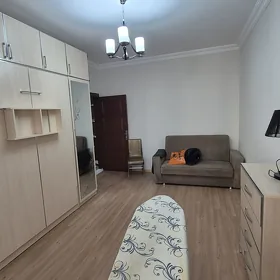 mir7 satlyk 1 komnat jay