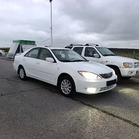 Toyota Camry 2004