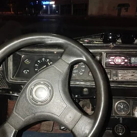 Lada 2107 1984