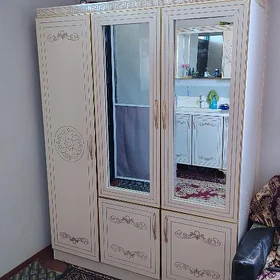 Mebel şkaf garnitur